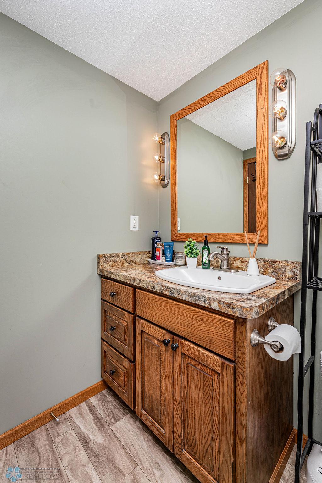 347918(25of36).jpg