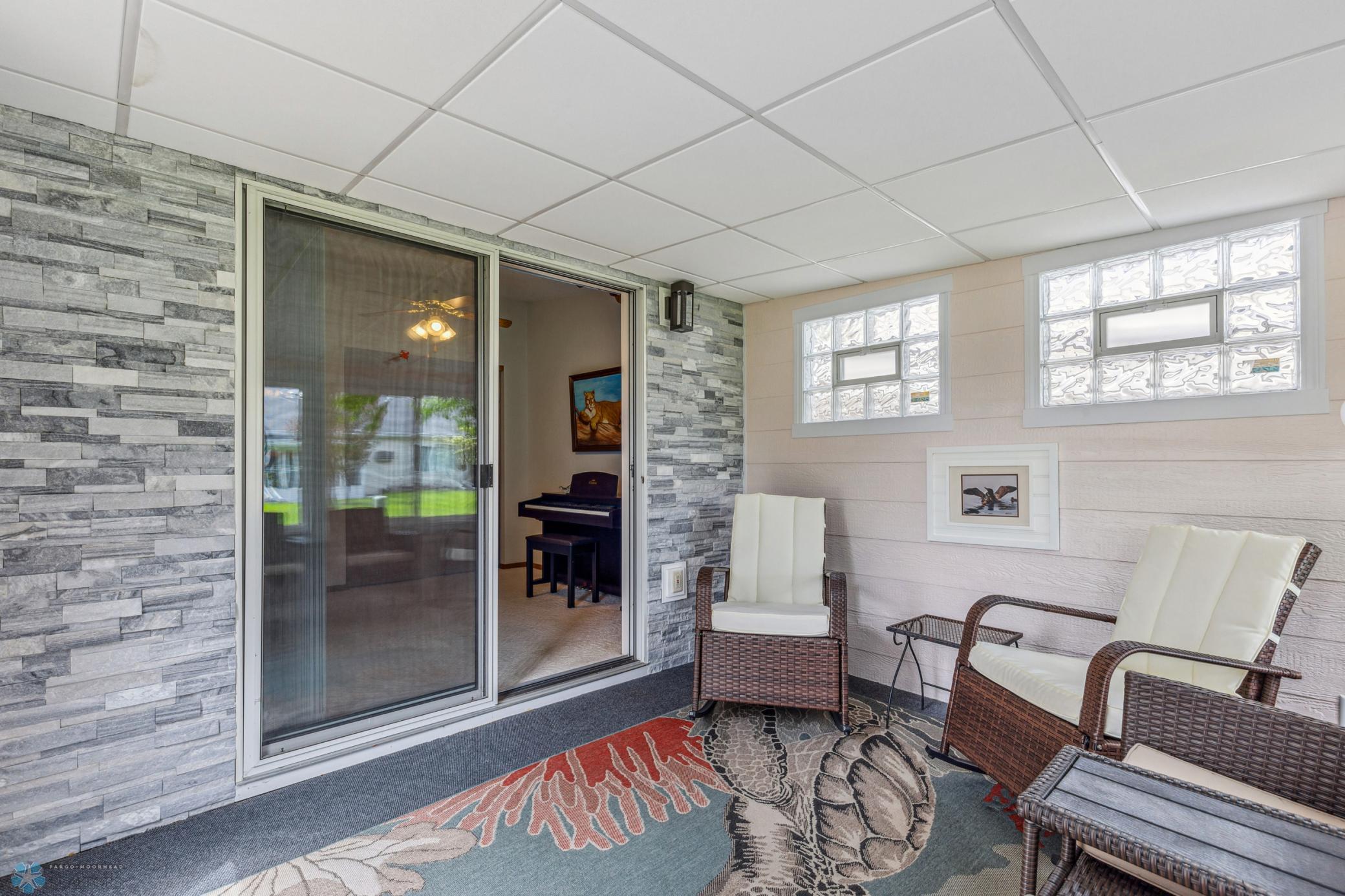 3 season porch