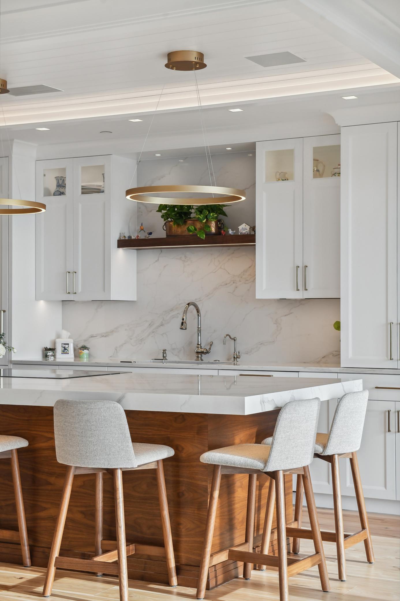 High standards include: Kohler fixtures, natural stone with a Pentair water filtration system.