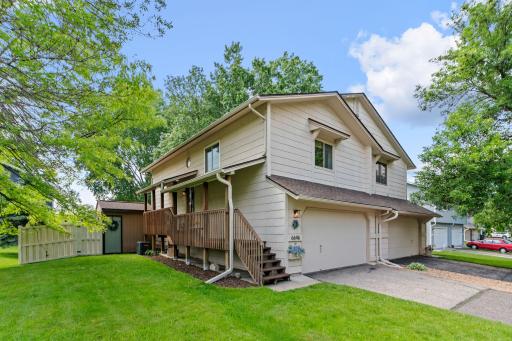 6646 Kara Drive, Eden Prairie, MN 55346