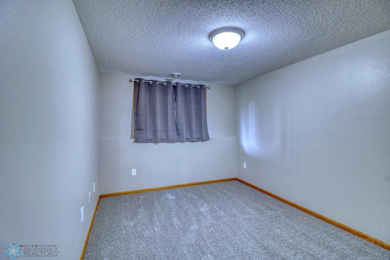 14Basement Bedroom2_1-1280.jpg