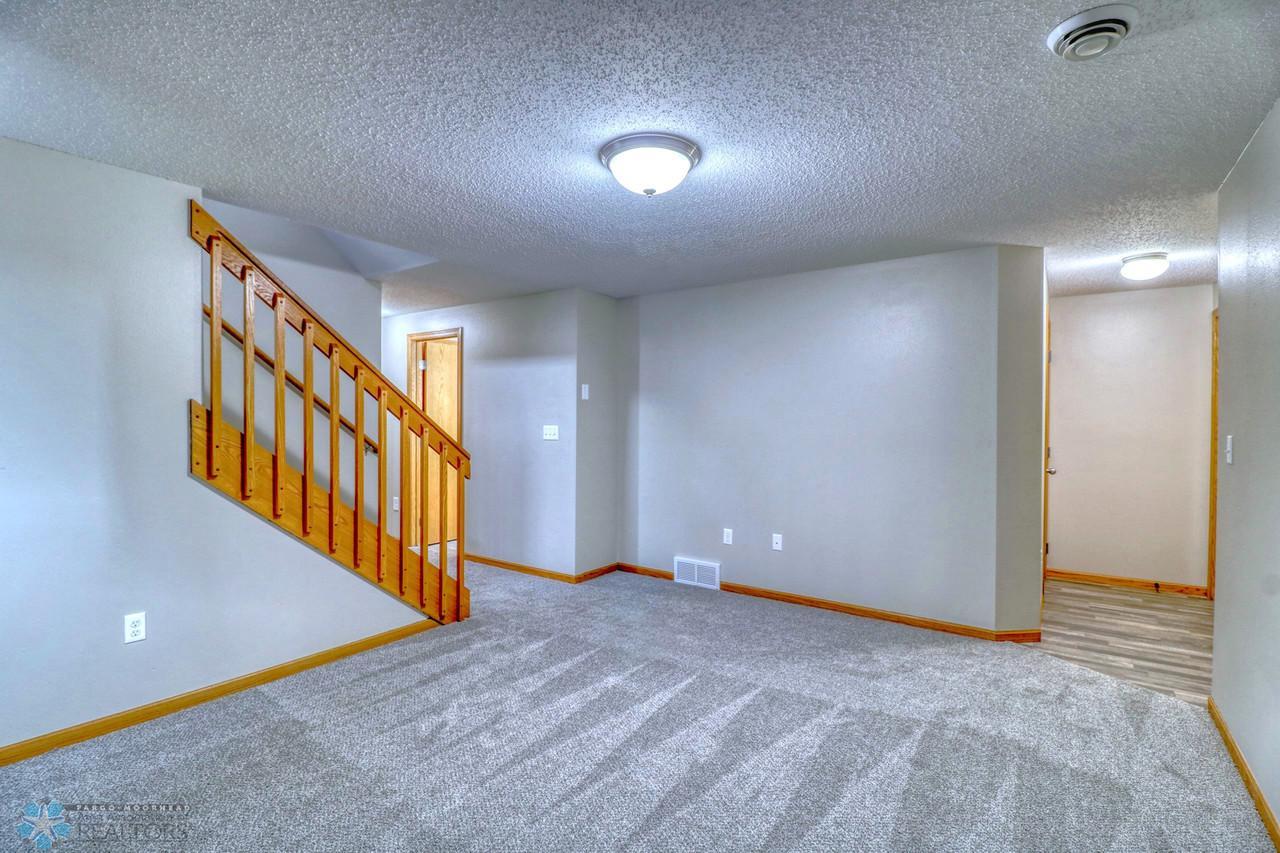 10Basement1_2-1280.jpg