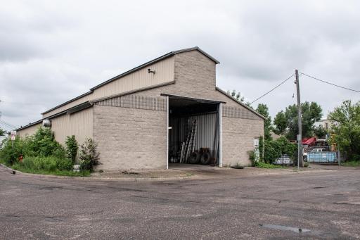 976 Bradford Street, Saint Paul, MN 55114