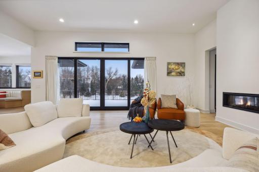 4315 Lakeview Court, Orono, MN 55364