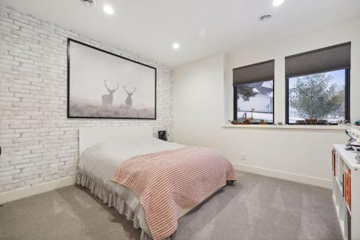 4315 Lakeview Court, Orono, MN 55364