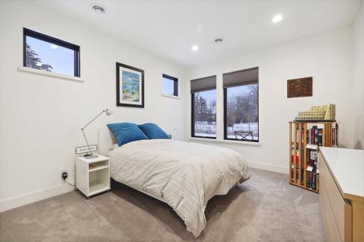 4315 Lakeview Court, Orono, MN 55364