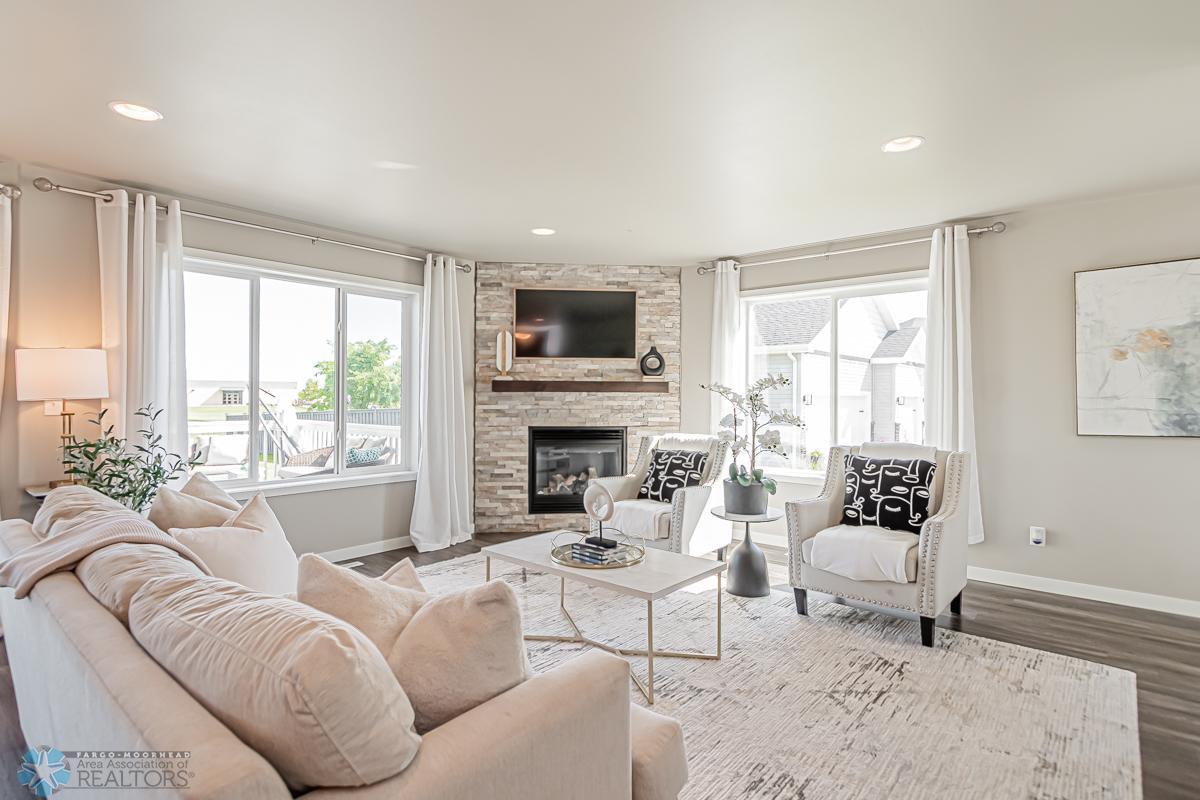 Living_Room_2.jpg