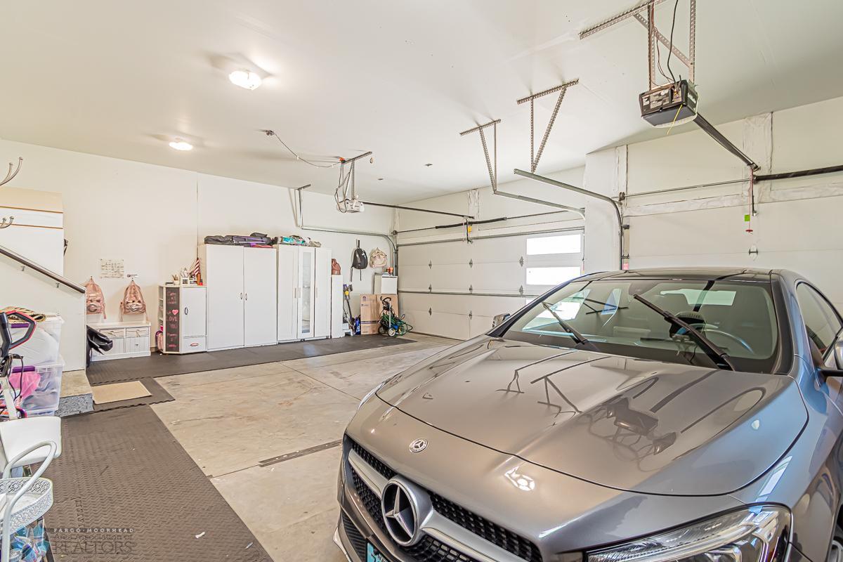 Garage_2.jpg