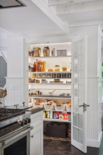 1570 Fox Street, Wayzata, MN 55391
