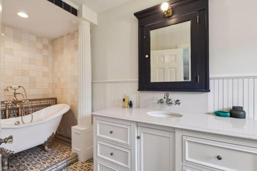 1570 Fox Street, Wayzata, MN 55391