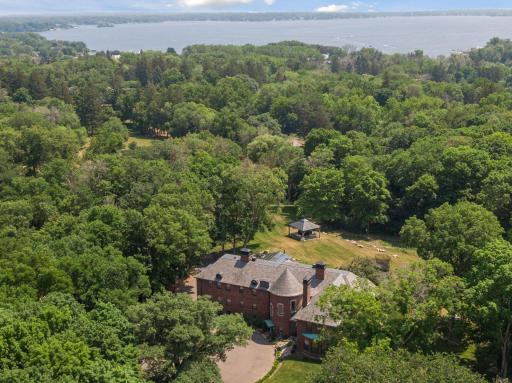 1570 Fox Street, Wayzata, MN 55391