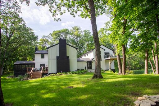 18855 Ridgewood Road, Wayzata, MN 55391