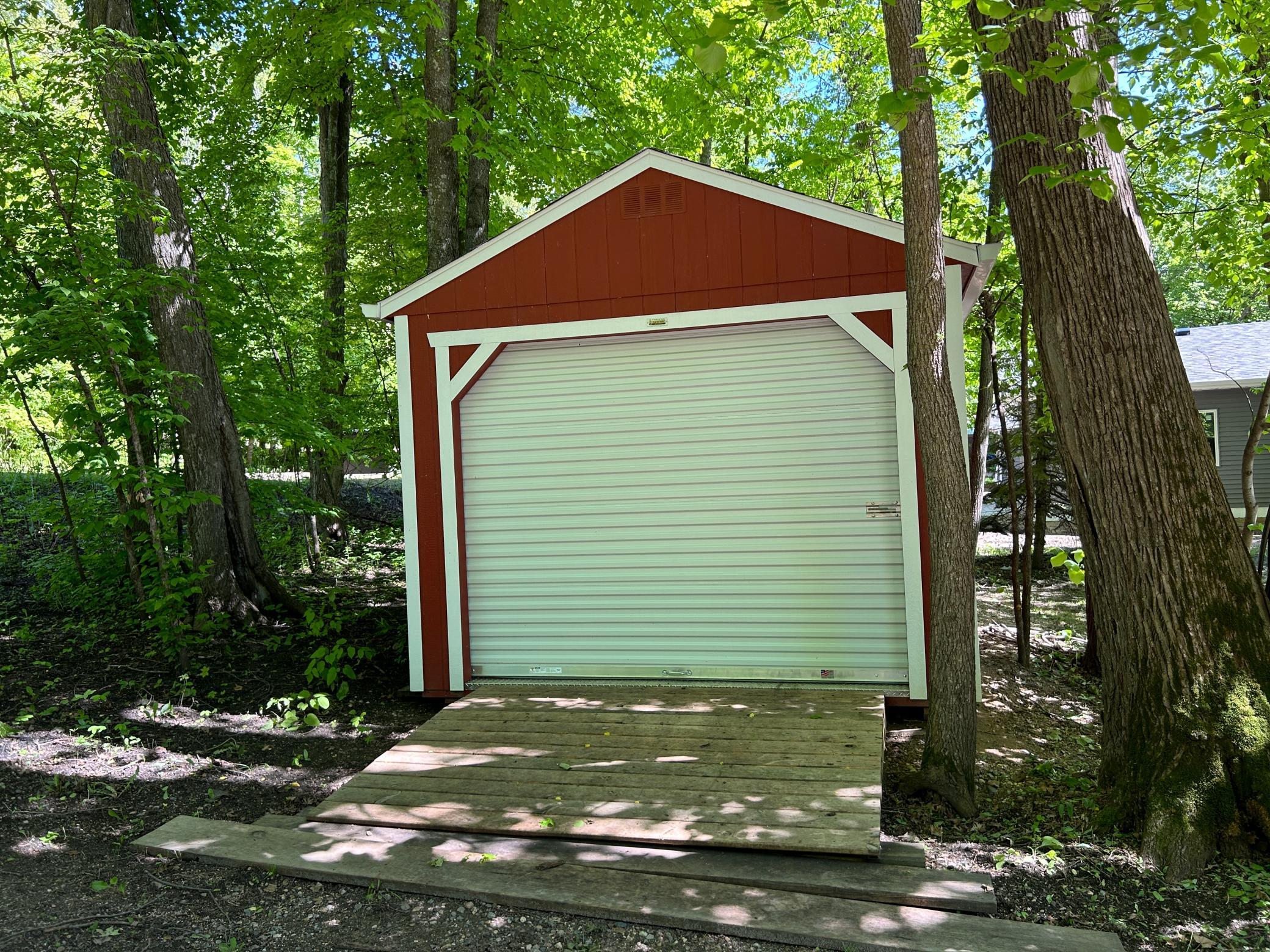 12 X 20 Road Side Shed.JPG
