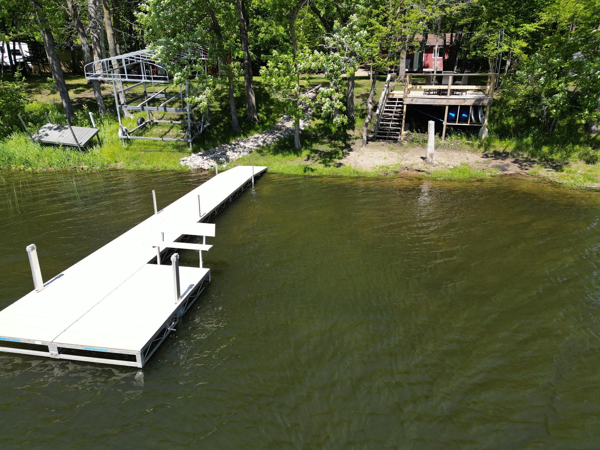 Aluminum Roll in Dock Included