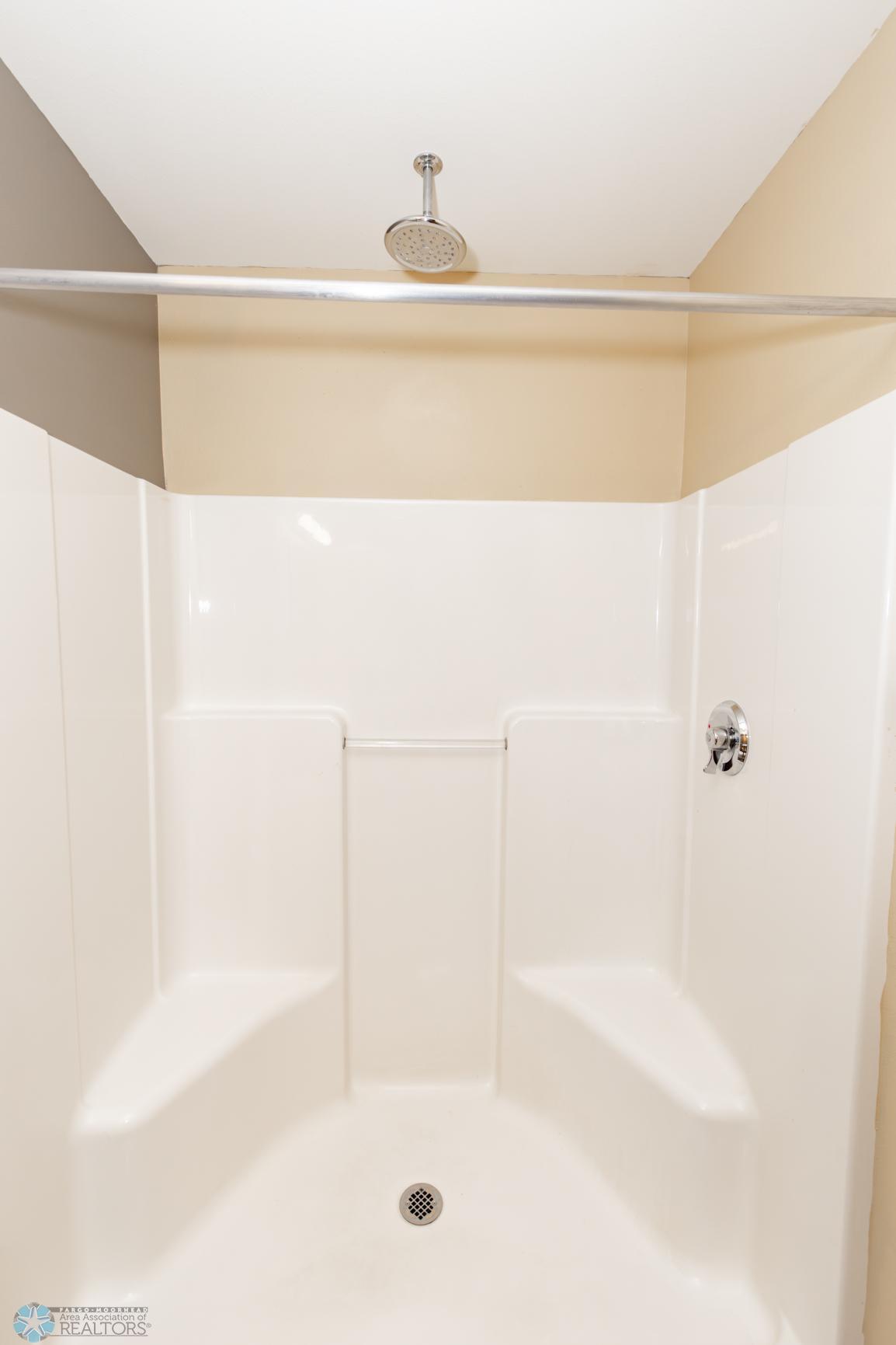 Bathroom 2 - 3/4