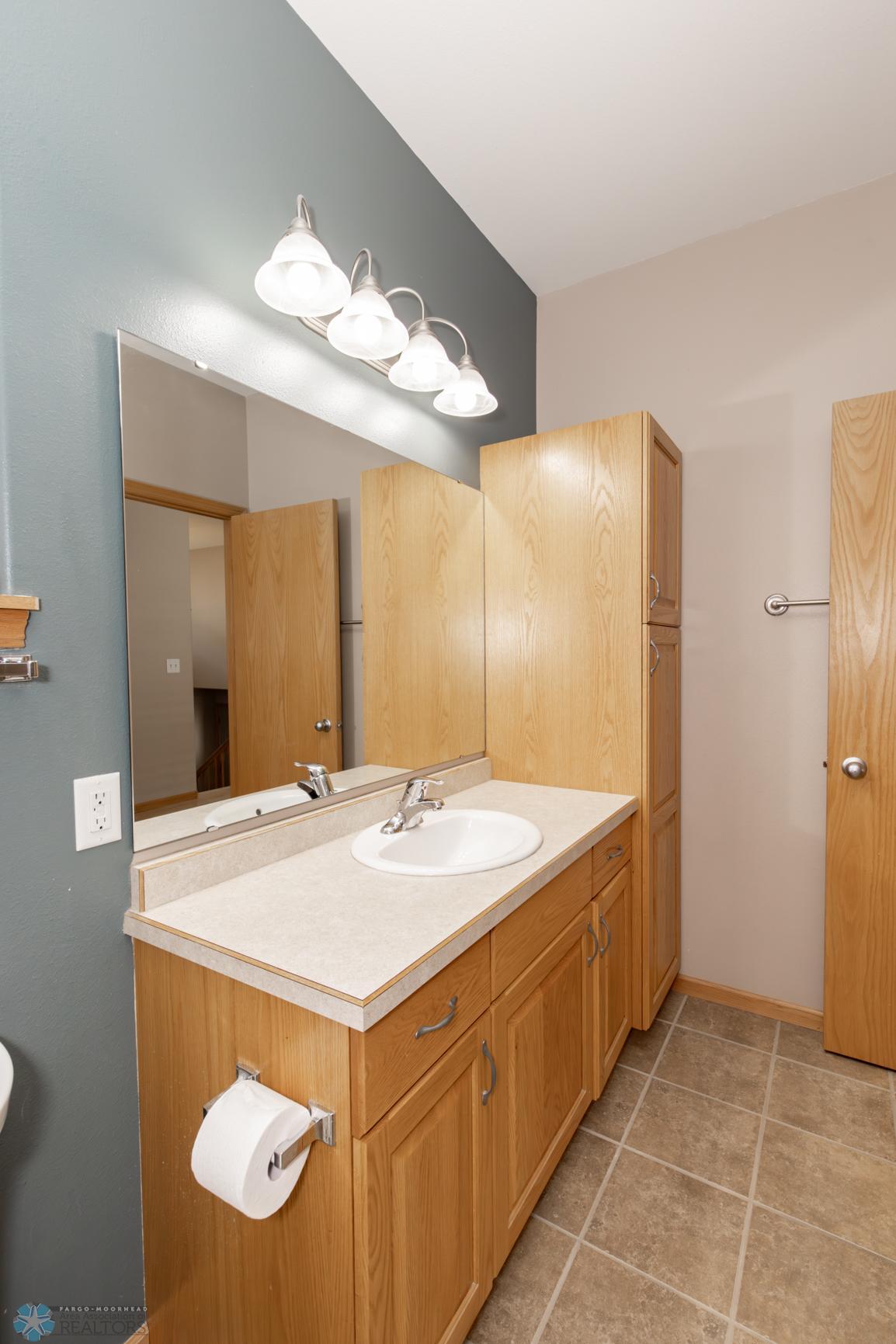 Primary Bathroom - Full