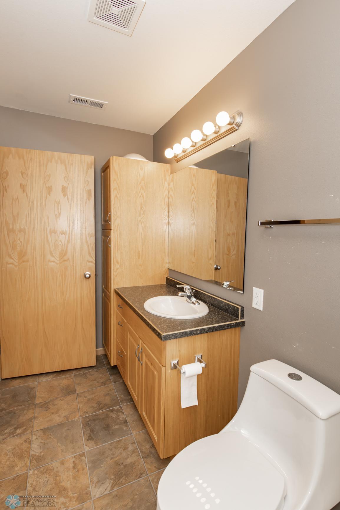 Bathroom 2 - 3/4