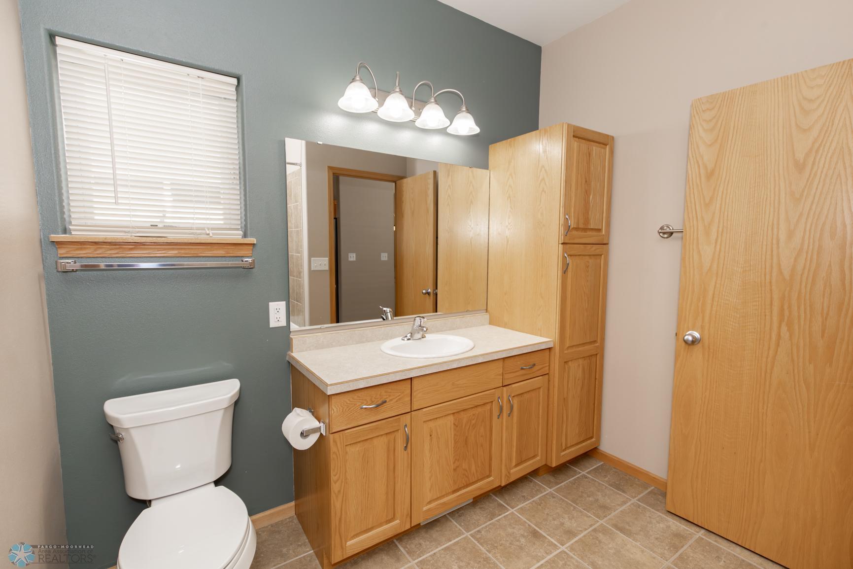 Primary Bathroom - Full
