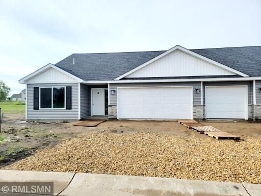 910 Katelyn Circle, Montgomery, MN 56069