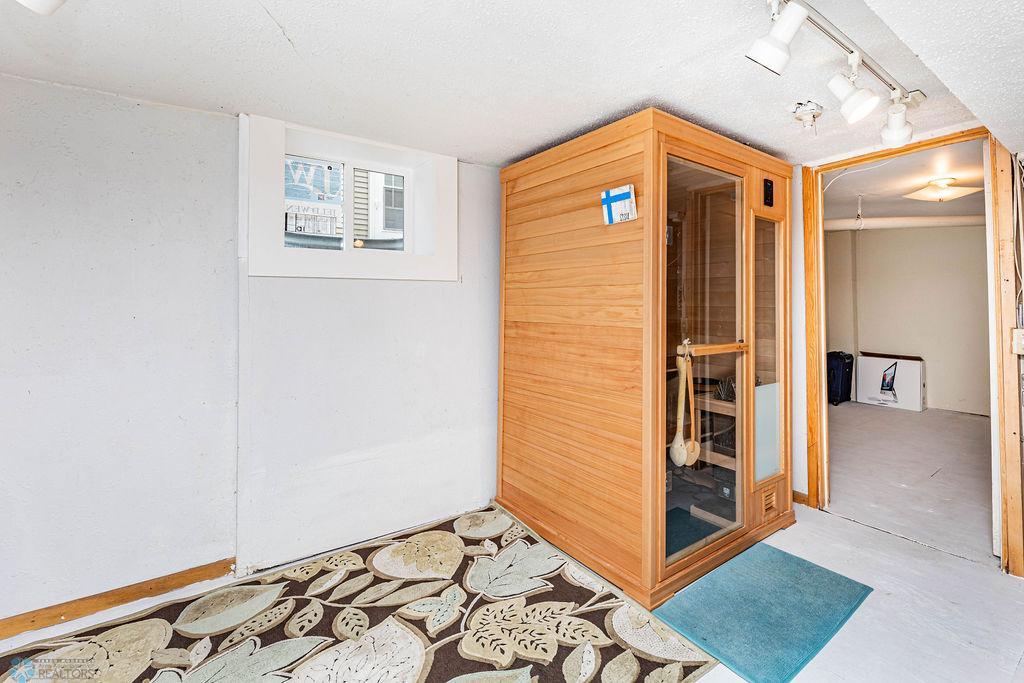 Sauna Room!