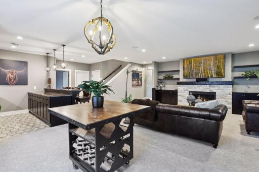 15434 Leona Lane, Wayzata, MN 55391