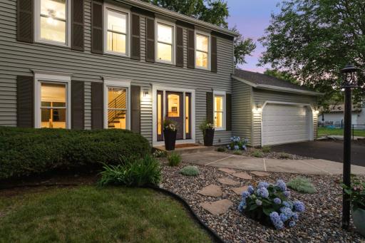 15635 46th Avenue N, Minneapolis, MN 55446