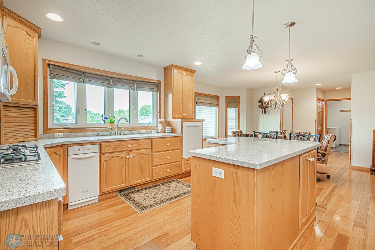 Kitchen_1.jpg