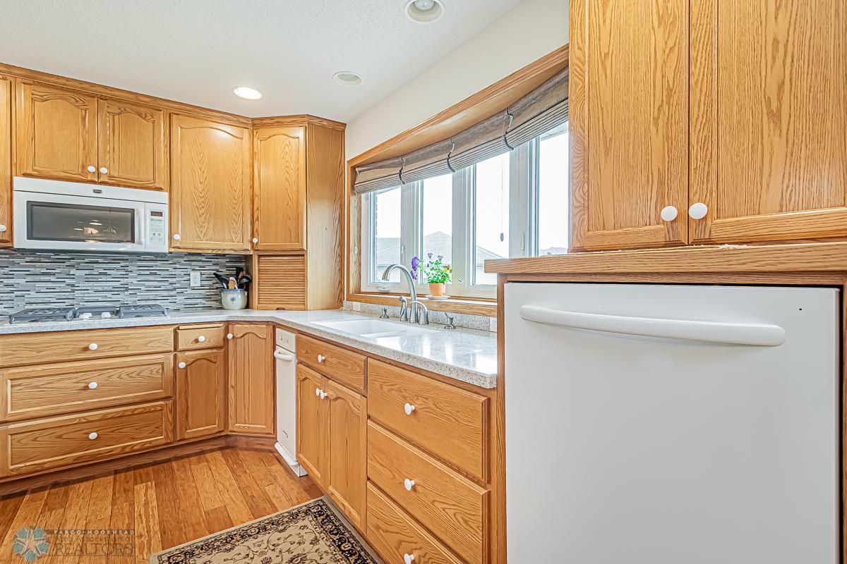 Kitchen_3.jpg