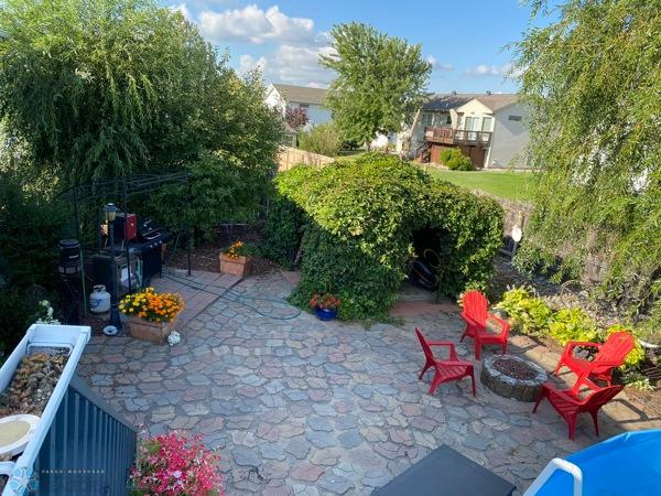 fully fenced back yard
