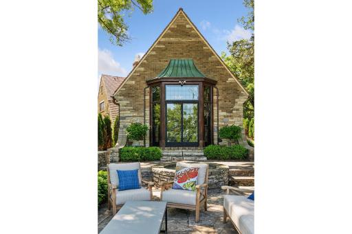 4861 E Lake Harriet Parkway, Minneapolis, MN 55419