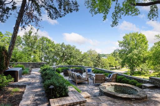 4861 E Lake Harriet Parkway, Minneapolis, MN 55419