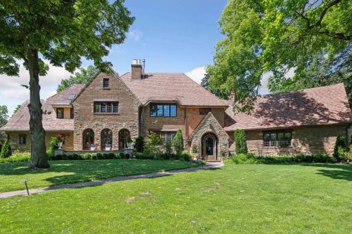 4861 E Lake Harriet Parkway, Minneapolis, MN 55419