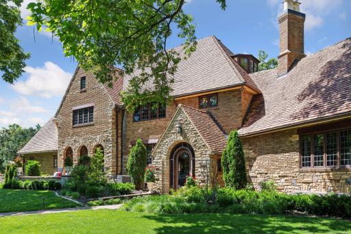 4861 E Lake Harriet Parkway, Minneapolis, MN 55419