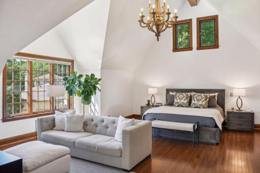 4861 E Lake Harriet Parkway, Minneapolis, MN 55419