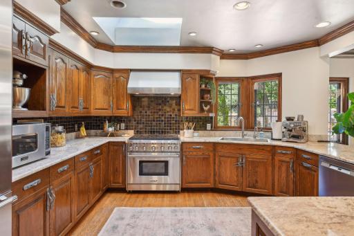 4861 E Lake Harriet Parkway, Minneapolis, MN 55419