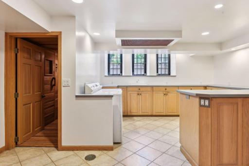 4861 E Lake Harriet Parkway, Minneapolis, MN 55419
