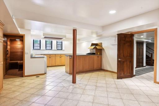 4861 E Lake Harriet Parkway, Minneapolis, MN 55419
