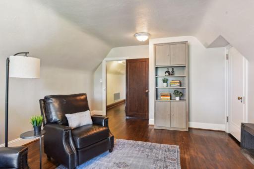 4861 E Lake Harriet Parkway, Minneapolis, MN 55419