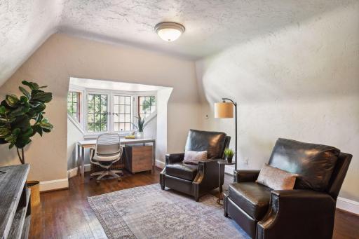 4861 E Lake Harriet Parkway, Minneapolis, MN 55419
