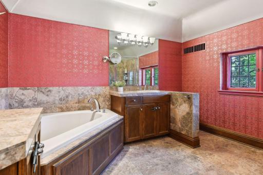 4861 E Lake Harriet Parkway, Minneapolis, MN 55419