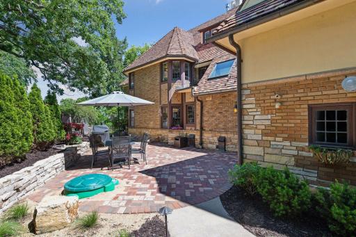 4861 E Lake Harriet Parkway, Minneapolis, MN 55419