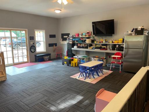 31318 County Road 28, Roseau, MN 56751