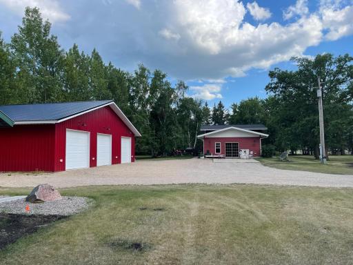 31318 County Road 28, Roseau, MN 56751
