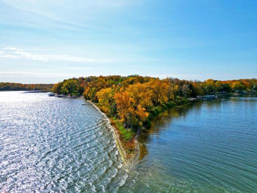 Prime Clearwater Lake Frontage â Williams Point Rare opportunity to own a piece of history on beautiful Clearwater Lake!