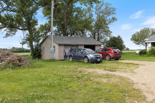 2093 US Highway 59, Marshall, MN 56258