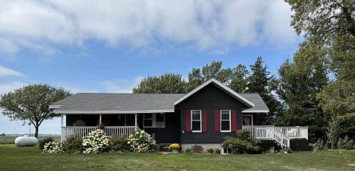 Welcome to your little slice of paradise just south of Marshall!