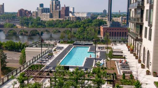 1111 W River Parkway, 18C, Minneapolis, MN 55415