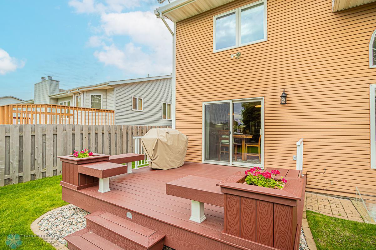Maintenance free deck