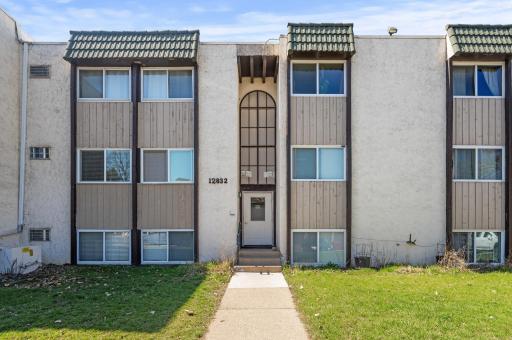 12832 Nicollet Avenue, 102, Burnsville, MN 55337