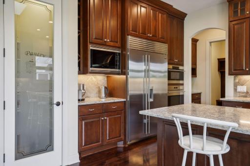 5705 Zanzibar Court N, Plymouth, MN 55446